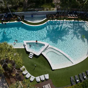 https://atlantis-marcoola.queenslandhotels.net